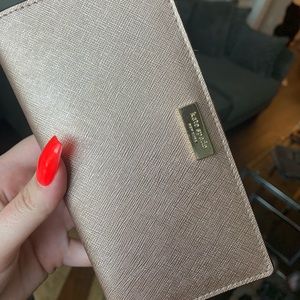 Kate spade champagne rose gold wallet